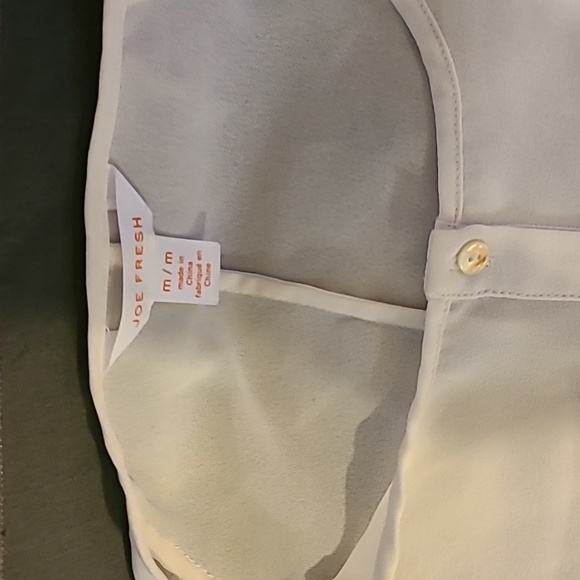 Joe Fresh women's blouse - Picture 2 of 5